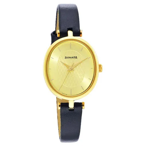 Classicâ Gold Analog Leather Men