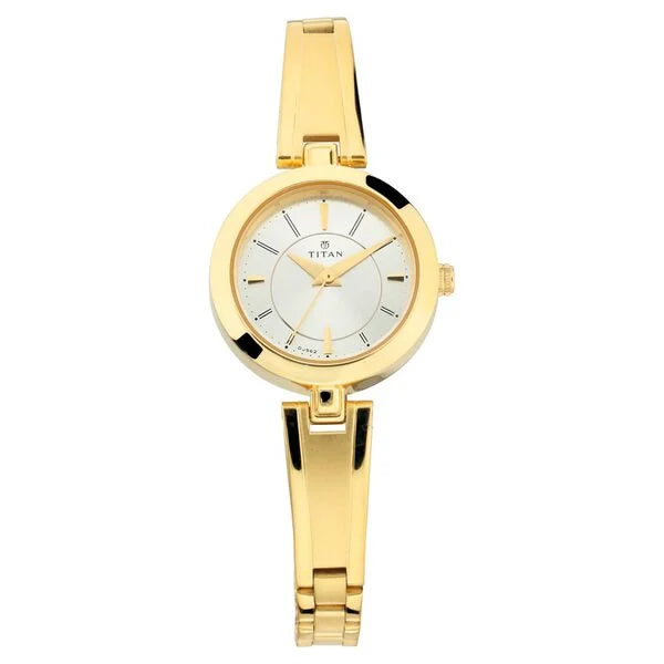 Titan Quartz Analog Silver Dial Metal Strap Watch for Women 2598ym02